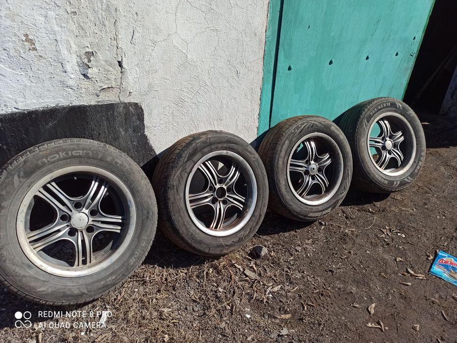 Продам диски  с резиной