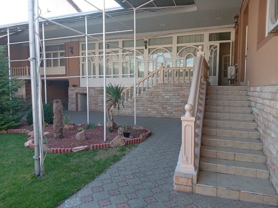 Сотувда 7,5 соткали участка, Юнусобод