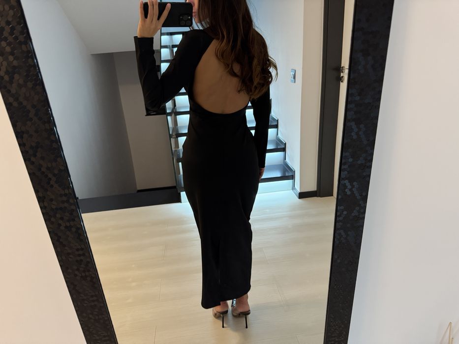 Rochie neagra midi cu spate gol