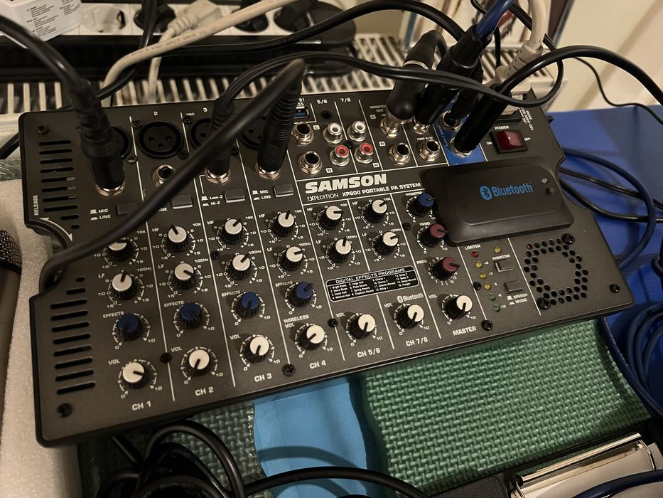 Sistem SAMSON Expedition XP 800 portable PA