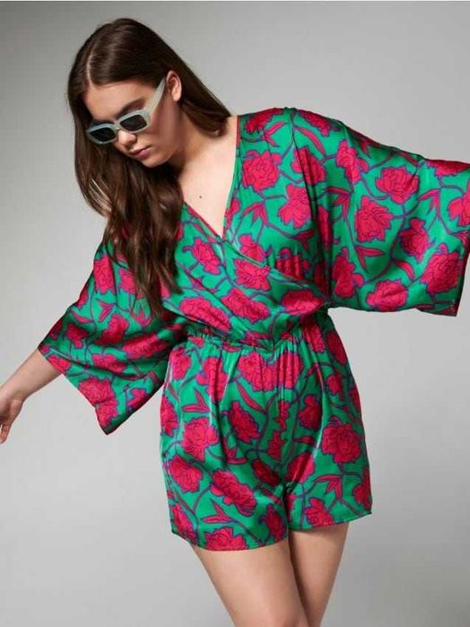 Дамски сатенен гащеризон Sinsay