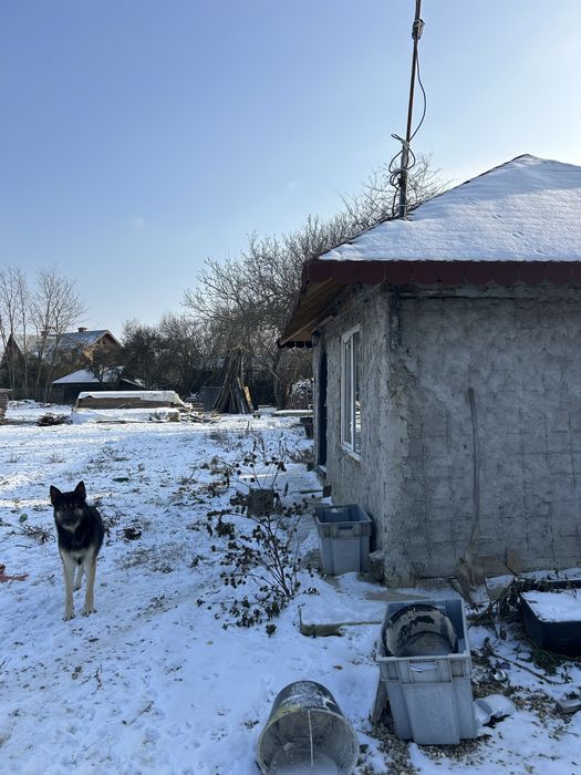 Casă si teren intravilan toate utilitatile