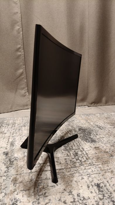 Monitor Samsung LED 24" Curbat,Full HD,HDMI