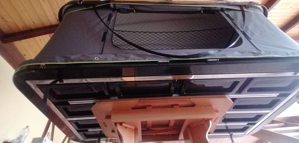Cort auto plafon rooftop tent