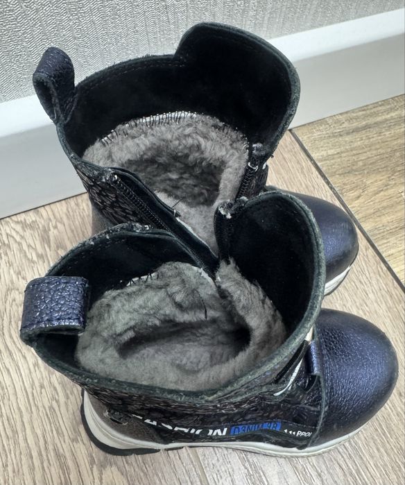 Продаются сапожки зимние для девочки