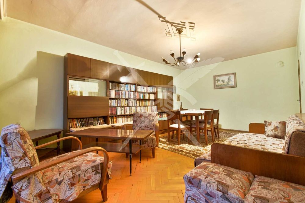 КЛЮЧ В КОМПАНИЯТА ! Тристаен апартамент в жк. Сухата река № 99123