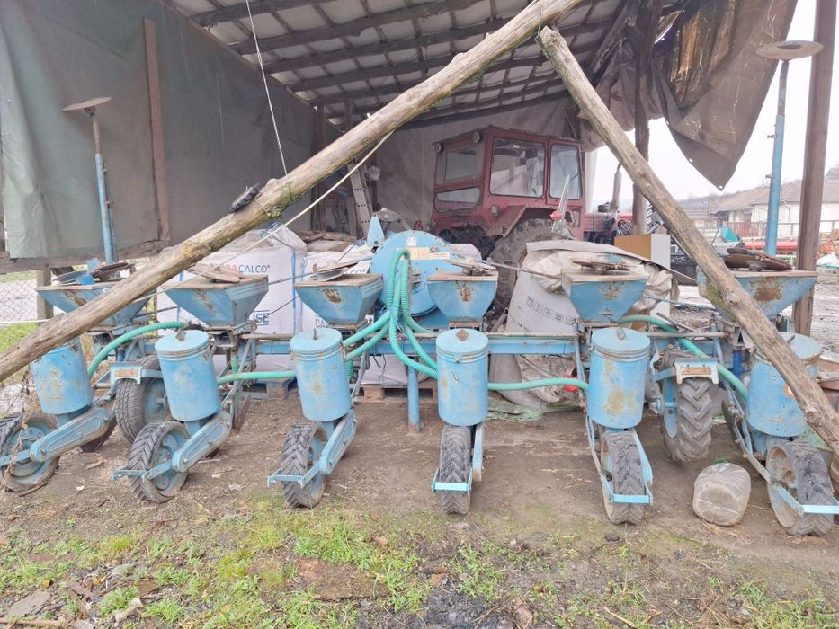 De vânzare semănătoare porumb SPC 6 din2004