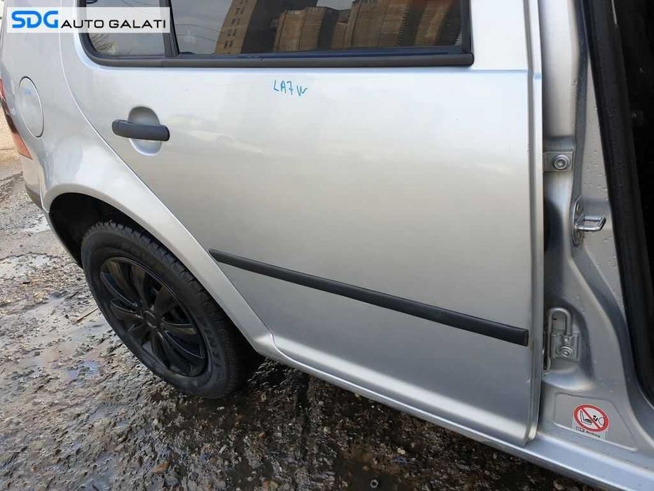 Usa Usi Portiera Portiere Dreapta Spate Dezechipata VW Golf 4 1998 - 2006 Culoare LA7W