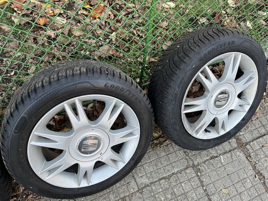 Оригинални джанти със всесезонни гуми GOODYEAR 15" 5х100 SEAT