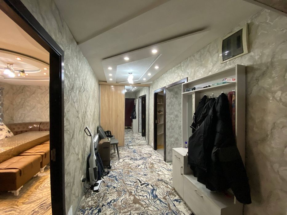 4 xonani 3 xona qilgan gishtli domda