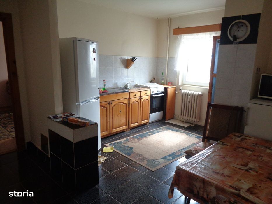Apartament 3 camere confort 1 MICALACA-ORIZONT, etaj 1 geam la baie