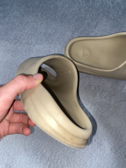Adidas yeezy slide