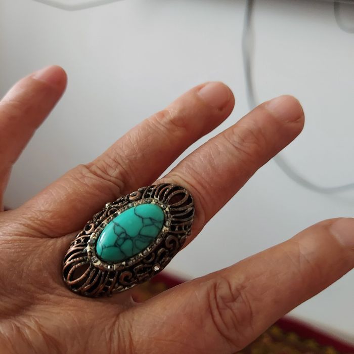 Кольцо с бирюзой.