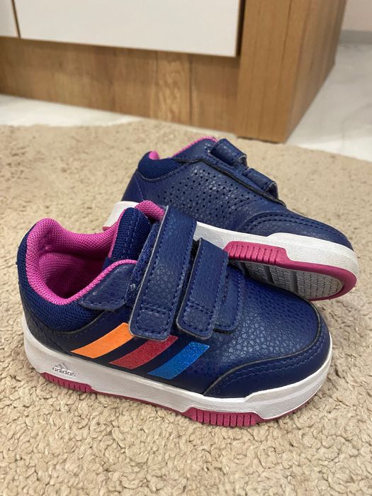 Маратонки Адидас и Биомеханик