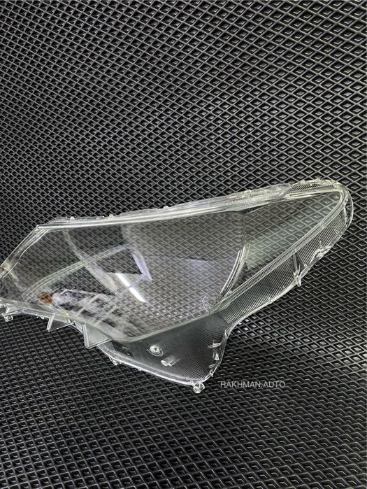 Стекла фар Тойота / Toyota Rav4