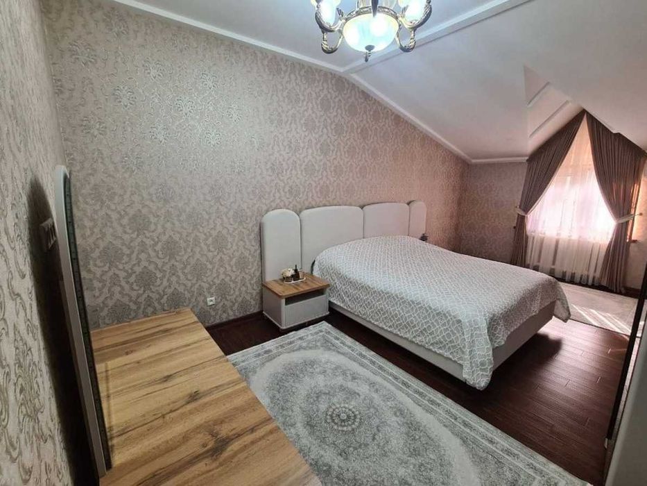 Циалковского. Дом. 4 сотки.