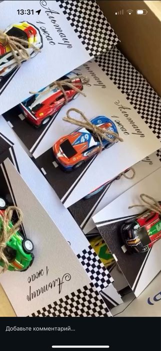 Тойбастар Бонбоньерки Брошки