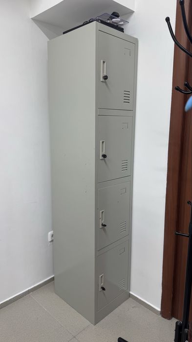 Продам сейф 4 секции