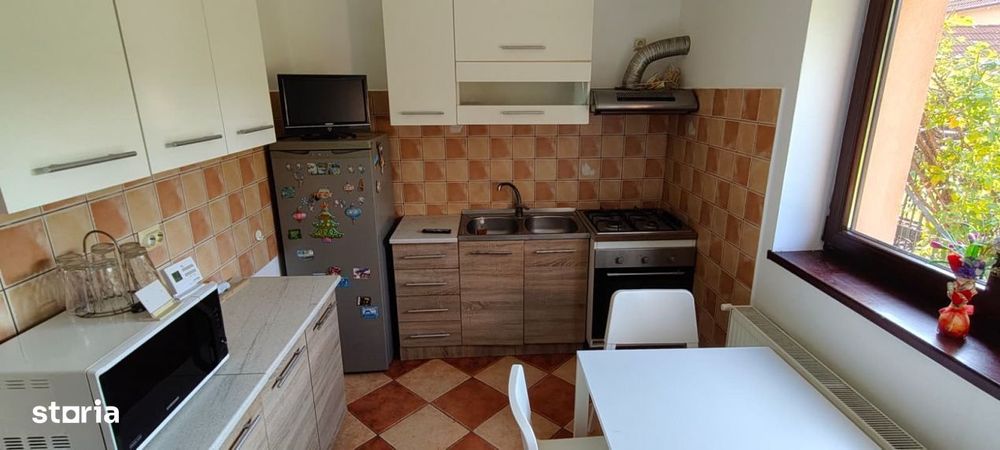 Casa cu curte langa Mall Coresi