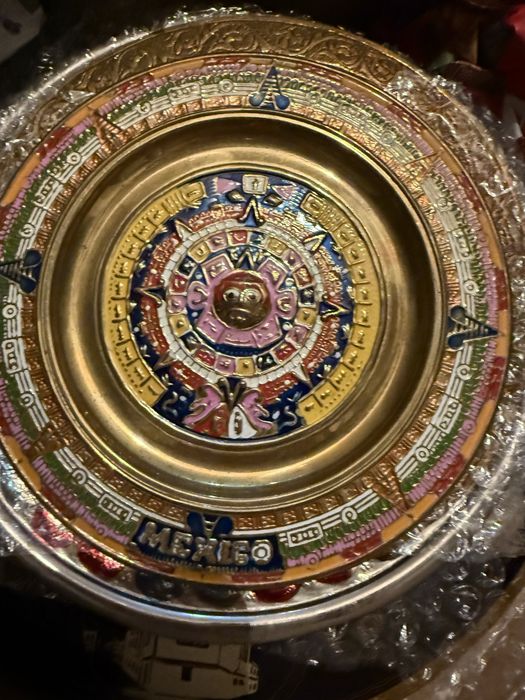 20-30 лева нови чинии от различни места по света