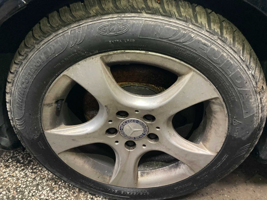Алуминиеви джанти със зимни гуми 205 /55 r 16 MERCEDES