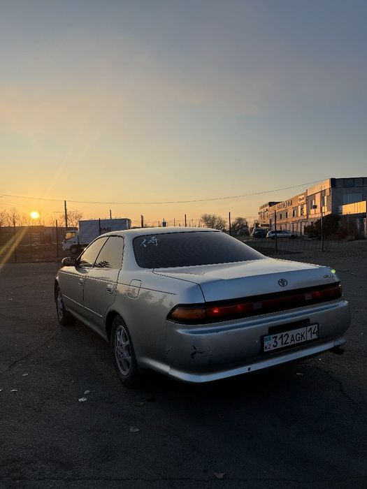 Toyota Mark II 90