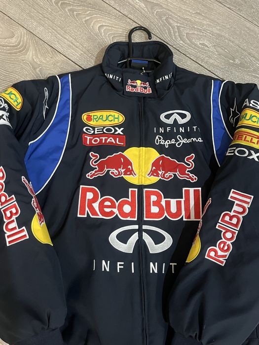 Редбул(Redbull) бомпер.С бирками.О цене договоримся.