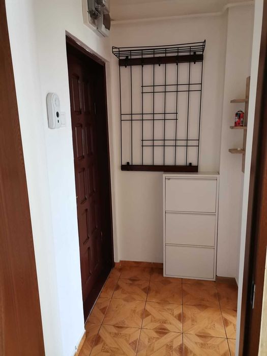 OFERTA: PF ap 2 cam semidecomandat, liber, Podu Ros et3/4 1800 lei