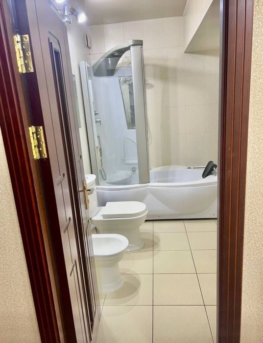 Срочно продается Ц4 4в3/2/9 вторичка ор Шедевр 91м2