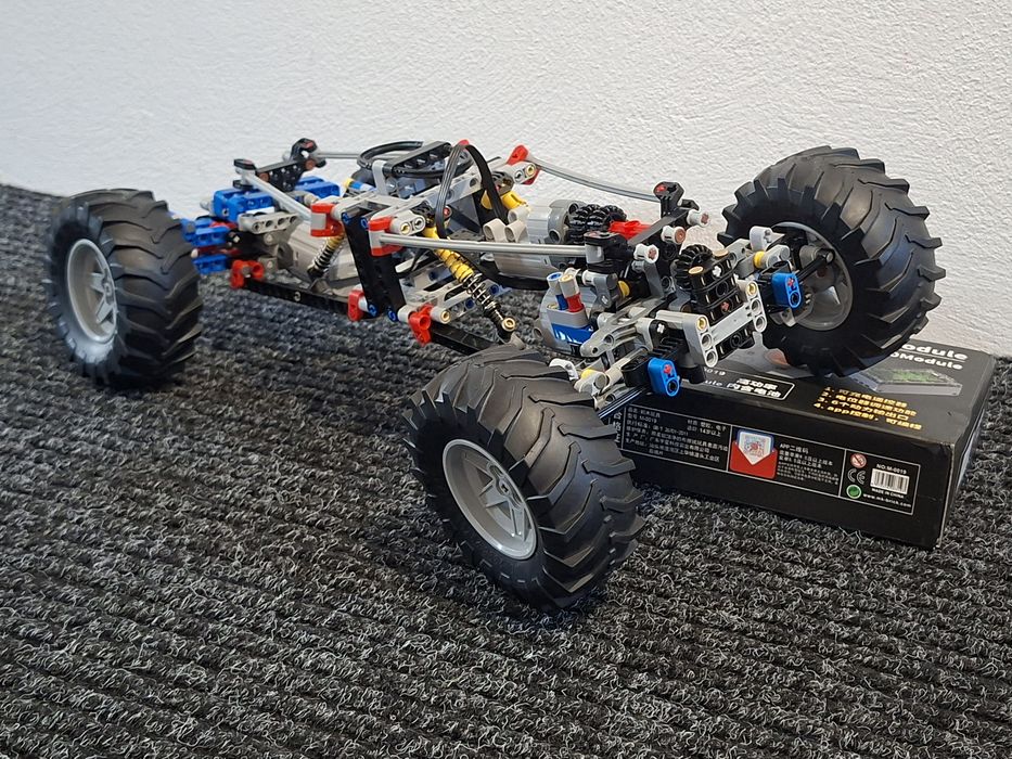 Crawler JEEP 4WD cu telecomanda