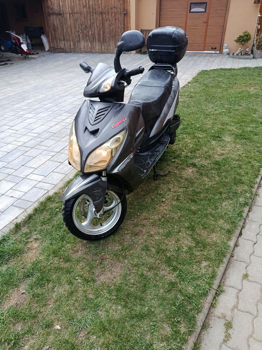 Scuter 125cc 4t nu Honda  CPi  zip Puch  Gilera   Aprilia Sr  Yamaha mbk Peugeot  Suzuki