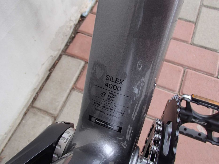 Bicicleta Gravel Full Carbon - Full GRX- Model 2025