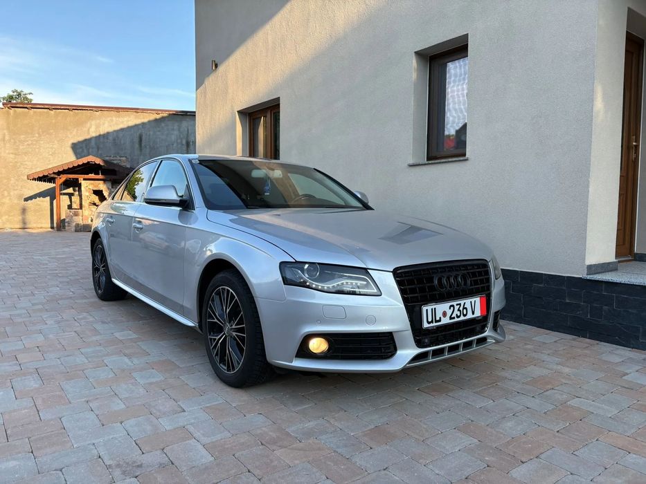 Audi A4 Limuzina