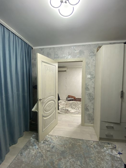 продается 4-комнатная квартира