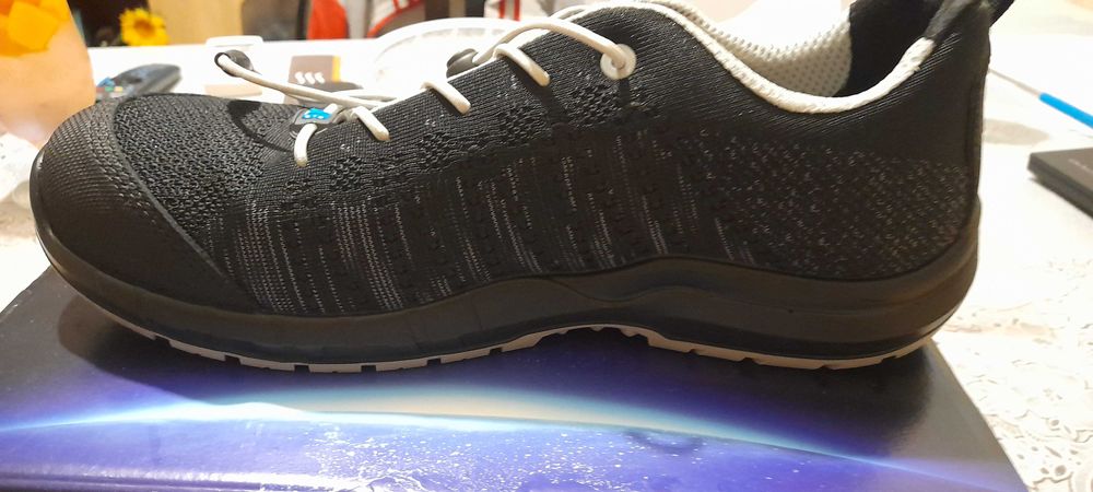 Нови обувки ABOUTBLU модел LE MANS 50376 00LA 3SL FO SR