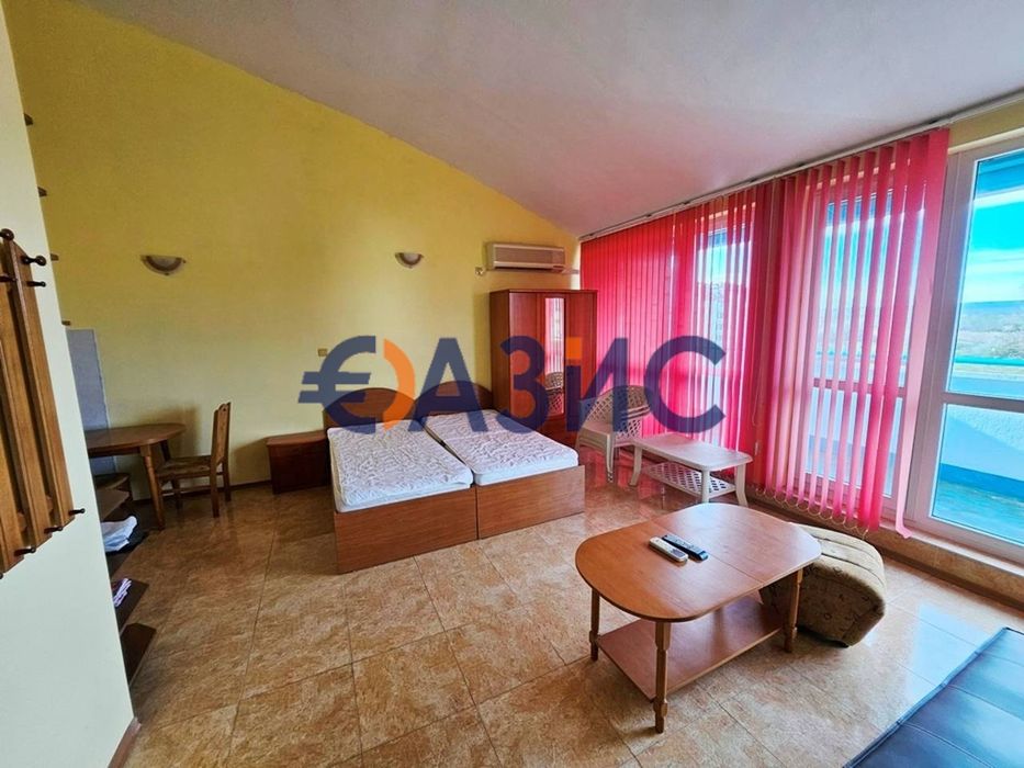 Продава се Едностаен апартамент в к.к. Слънчев бряг - 48 кв.м за 605 €/кв.м - Снимка #1