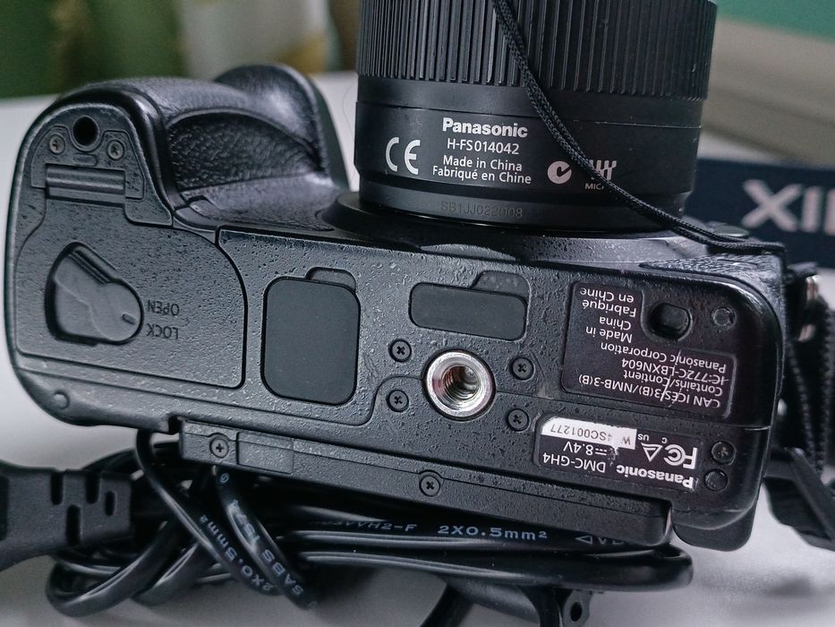 Panasonic Lumix DMC-GH4
