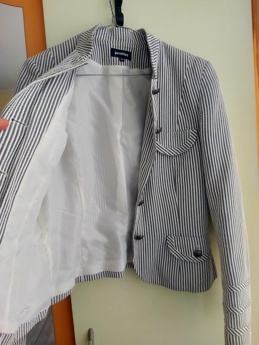 Спортно- елегантно сако ,с подплата