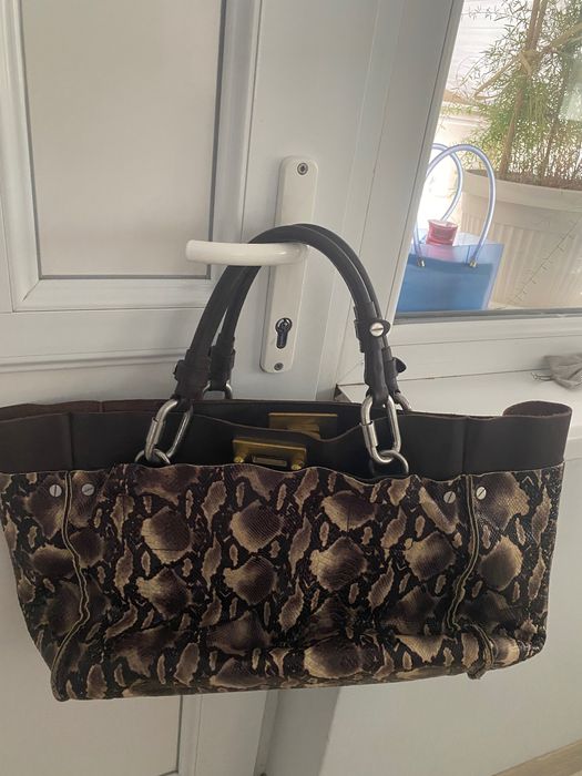 Страхотна чанта P**r ada и Chloe кожена