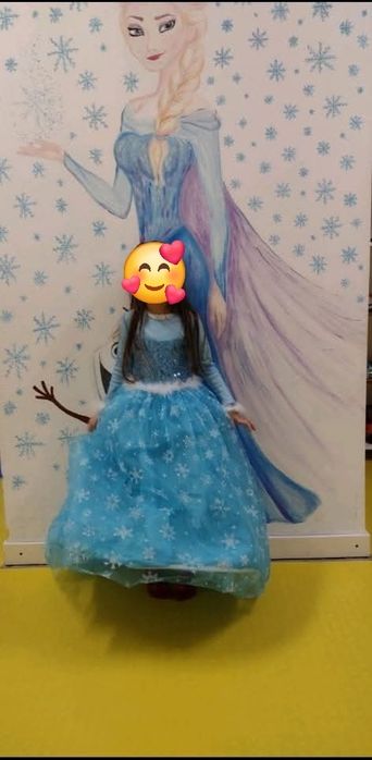 Рокля на Елза р-р 7-9г.