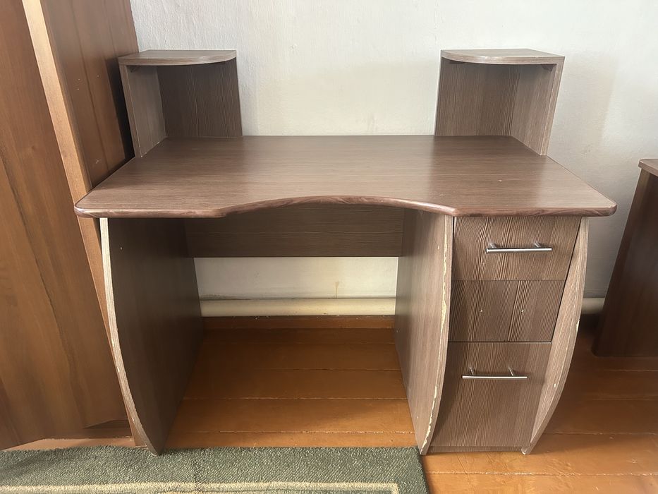 Мебель на фото продам