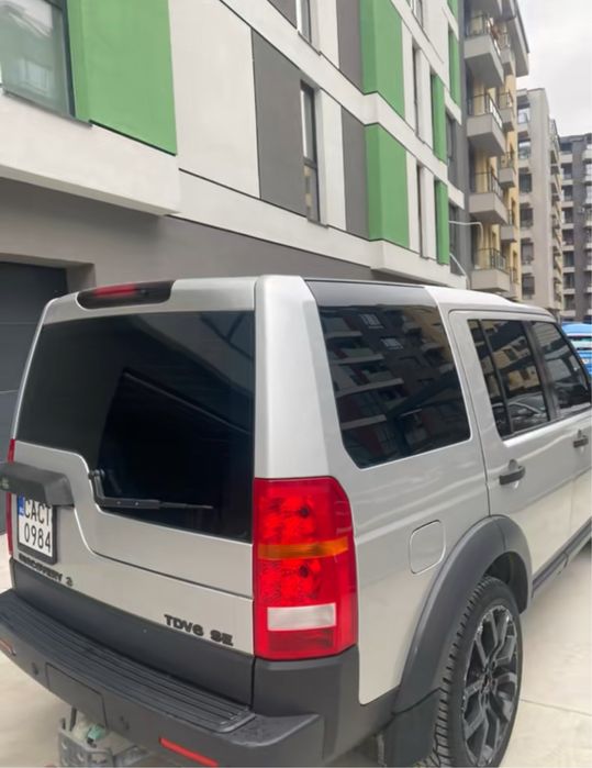 Затъмняване на автомобилни стъкла, монтаж на слънцезащитно фолио