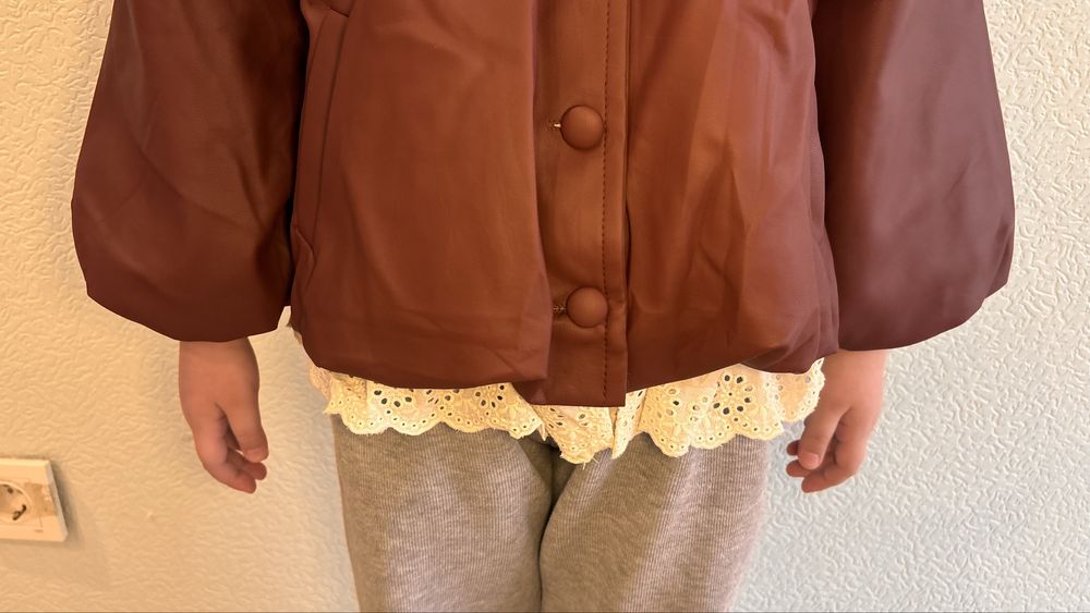 Десткая кожанка с подкладом