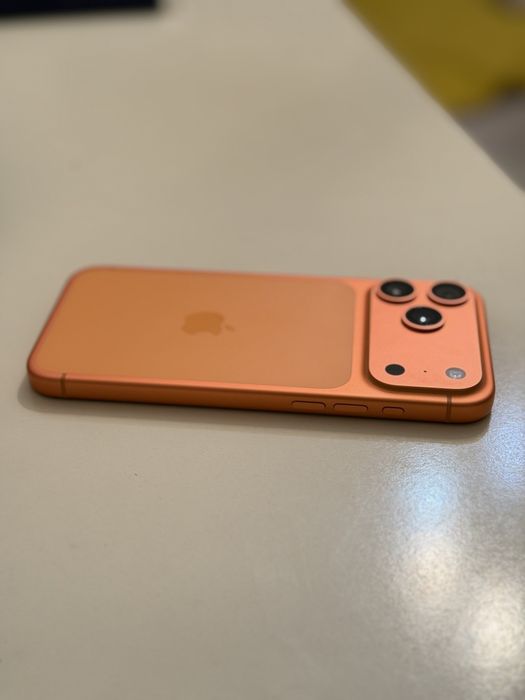 Apple iPhone 17 Pro Max 1TB Cosmic Orange (e-sim)