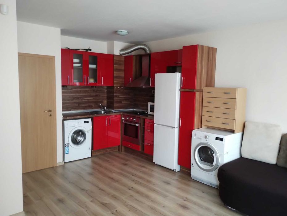 Дава се под наем Тристаен апартамент в София, Център - 85 кв.м за 600 € - Снимка #2