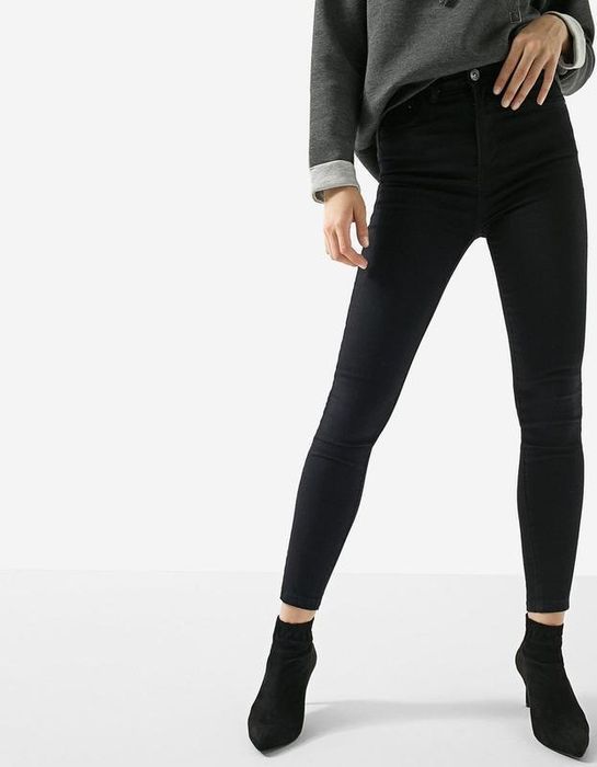 Женские черные джинсы