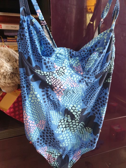Costum baie marimea 48