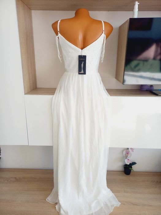 Rochie de mireasa noua cu eticheta mărime S