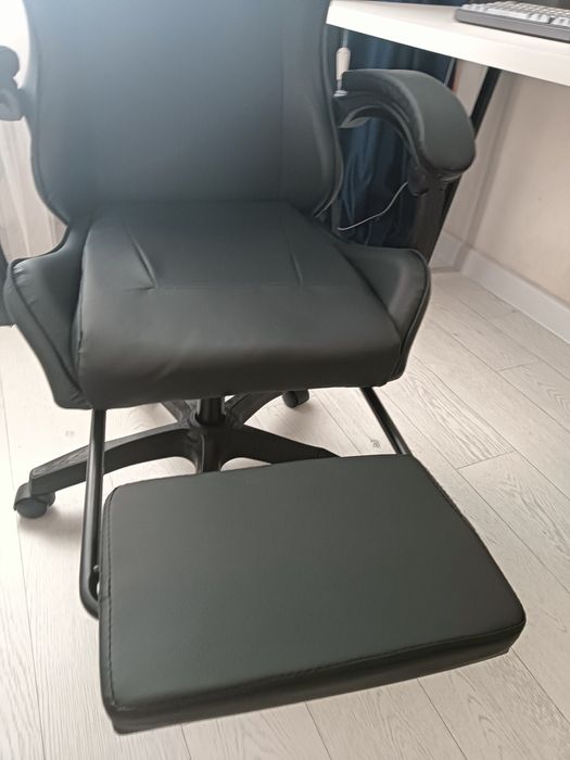 Продам новое кресло