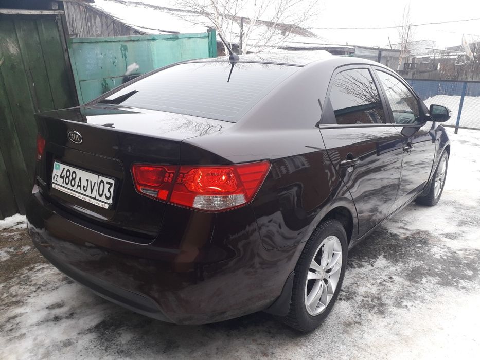 Продам отличный экономичный автомобиль